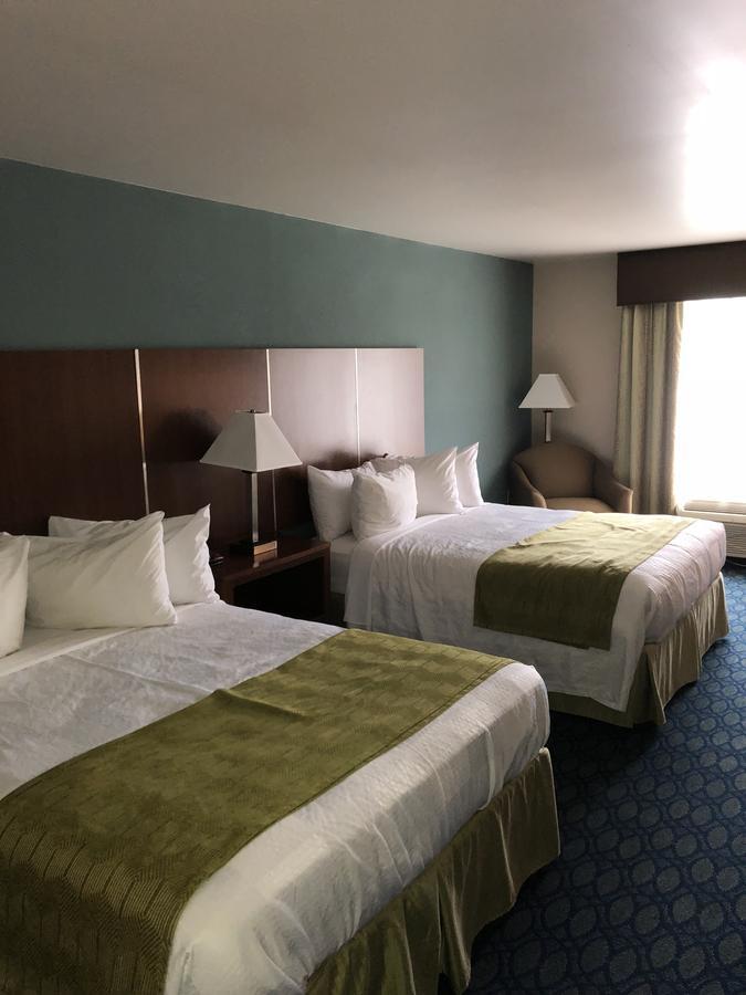 Robinson Countryview Inn & Suites מראה חיצוני תמונה