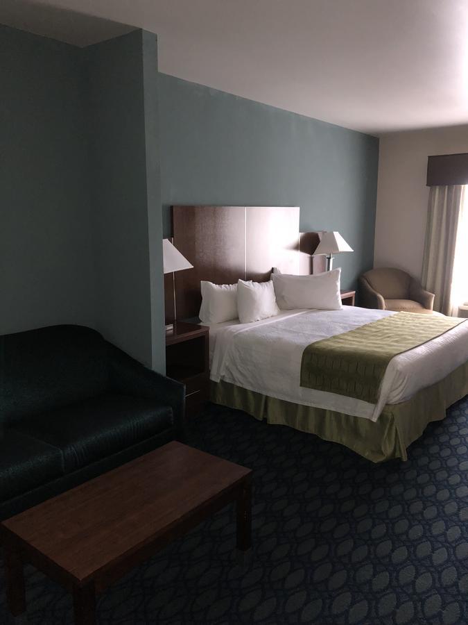 Robinson Countryview Inn & Suites מראה חיצוני תמונה
