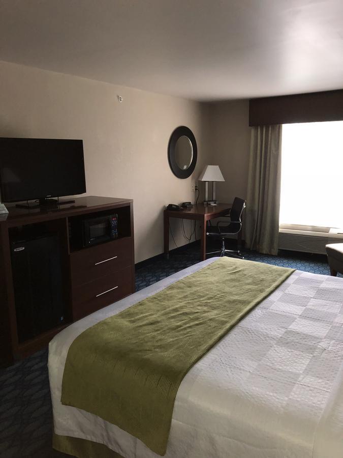 Robinson Countryview Inn & Suites מראה חיצוני תמונה