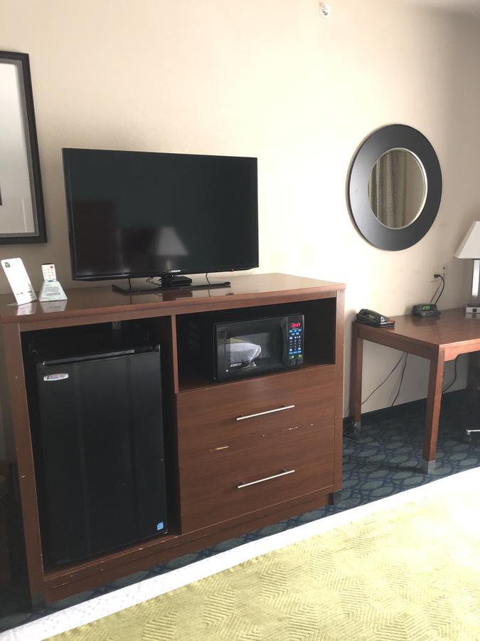 Robinson Countryview Inn & Suites מראה חיצוני תמונה