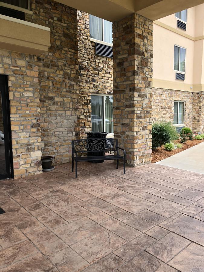 Robinson Countryview Inn & Suites מראה חיצוני תמונה